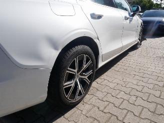 Volvo V-60  picture 11