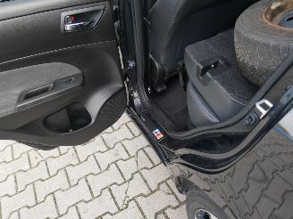 Suzuki Swift N-JOY ALCANTARA picture 9