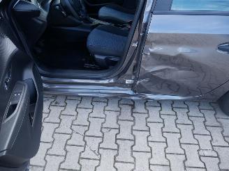 Peugeot 208 LIKE picture 6