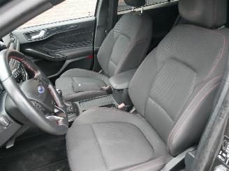 Ford Focus ST-LINE LED picture 12