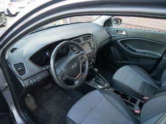 Hyundai I-20  picture 10