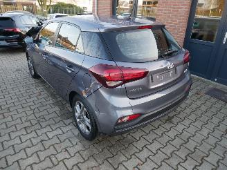 Hyundai I-20  picture 4