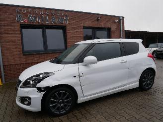 damaged passenger cars Suzuki Swift  2012/12