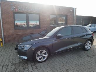 skadebil auto Audi A3 ADVANCED VIRTUAL COCKPIT ACC LEER LED 2025/7