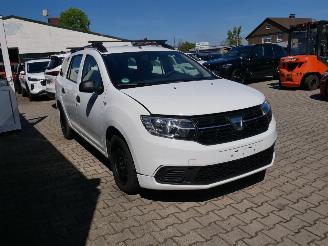 Dacia Logan MOTORSCHADE picture 2