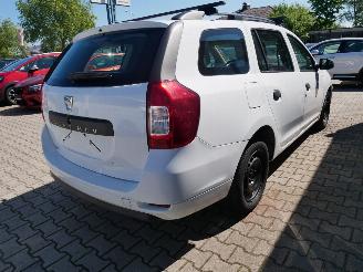 Dacia Logan MOTORSCHADE picture 3