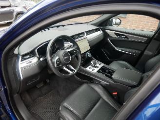 Jaguar F-Pace R-Dynamic  E 90th Anniversary Edition AWD Pano Led Leder picture 10