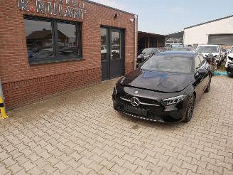 Unfallwagen Mercedes A-klasse A 180 PROGRESSIVE 2025/9
