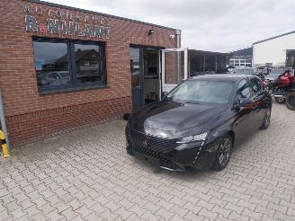 uszkodzony samochody osobowe Peugeot 308 ACTIVE PACK LED 2022/4