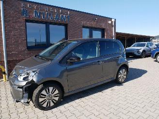 skadebil auto Volkswagen Up! E-up! STYLE 2022/12