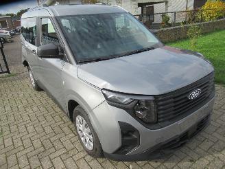 Ford Tourneo Courier 1.0Ecoboost 125pk Start&Stop Airco Camera StoelVerwarming........ picture 3