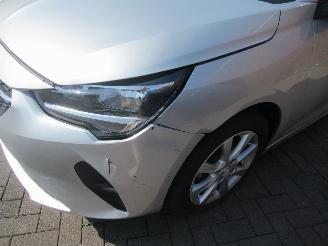 Opel Corsa 1.2B Edition 13.590km!!  Airco CruiseControl Parktronic Navigatie-Voorbereid picture 9