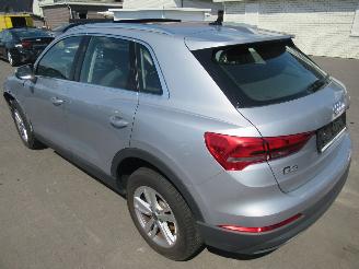 Audi Q3 35TFSI S-Tronic Aut. MildHybrid  Climatronic Navi Camera Panorama-D E-Stoelen ..... 2022/5