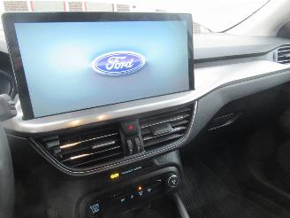 Ford Focus 1.5D EcoBlue AUT. (Lichte Vracht) TiTanium  Climat Navi Camera StoelVerwarming...... picture 14