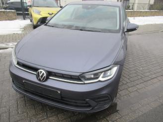 skadebil auto Volkswagen Polo 1.0TSI 95pk Climatronic Navi Camera CruiseControl..... 2022/9