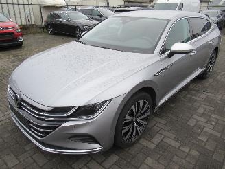 Auto incidentate Volkswagen Arteon ShootingBrake Plugin-Hybrid Aut. GTE Climatronic Leer Navi Camera Keyless-Go StoelVerwarming E.Stoelen 2023/5