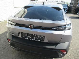 skadebil auto Peugeot 408 PureTech 130 EAT8 Aut. Allure HalfLeer Navi Camera Stoel/Stuur-Verwarming..... 2024/4