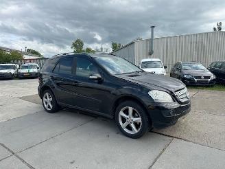 Mercedes Ml-klasse 320 CDI picture 2