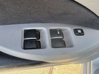 Mitsubishi Grandis 2.4 -16v Intense 7 persoons picture 7