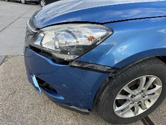 Kia Cee d 1.6 CVVT X-tra Sporty Wagon picture 18