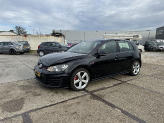 damaged passenger cars Volkswagen Golf 2.0 TSI GTI 5 drs 2013/6