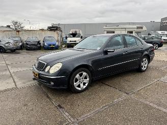 skadebil auto Mercedes E-klasse 320 CDI 2004/6
