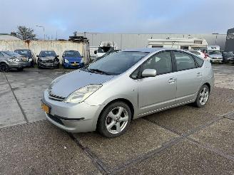 skadebil auto Toyota Prius 1.5 VVT-i  Hybride 2004/7