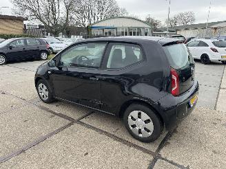 Volkswagen Up! 1.0 Move up picture 4