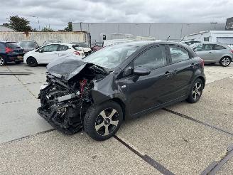 damaged passenger cars Kia Rio 1.2 CVVT Comf. Line 2016/1