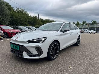 Unfallwagen Cupra Leon 150pk Led Leder Nieuwe Type 2025/5