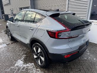 Volvo C-40 C40 Single Motor Extended Range Plus Dark picture 2