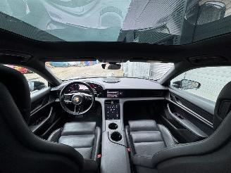 Porsche Taycan 4S Performance voll auto start en rijd picture 10