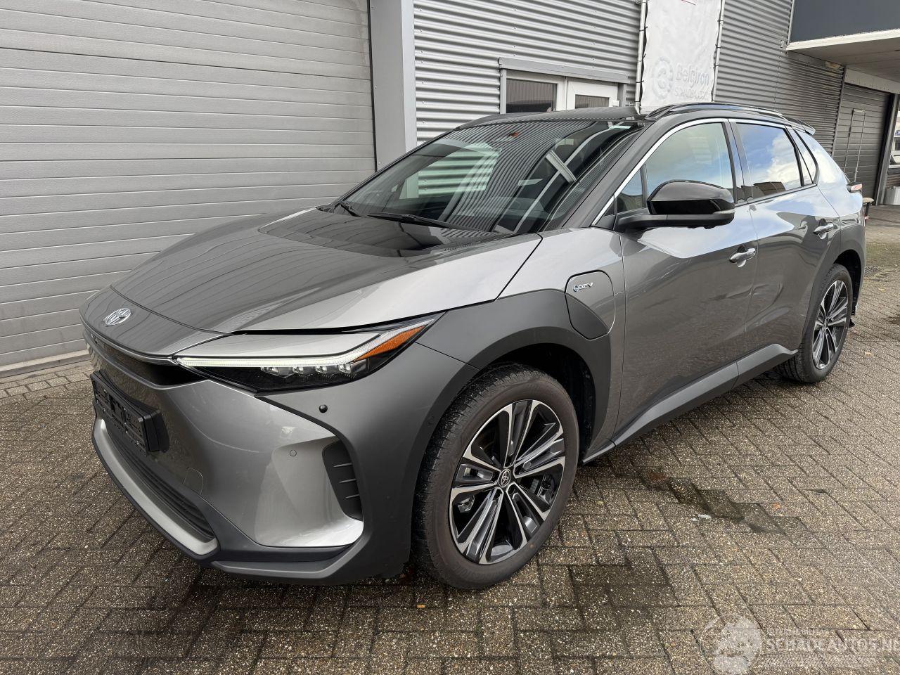 Toyota bZ4X Executive Lounge megavoll alle extra\'s rijdbaar