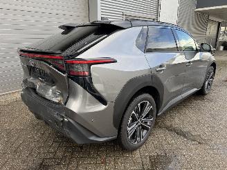 Toyota bZ4X Executive Lounge megavoll alle extra\'s rijdbaar picture 4