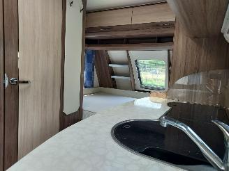 Hobby  455 UF Luifel + Fietsendrager picture 11