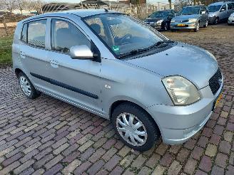 skadebil auto Kia Picanto 1.0 LX 2004/10
