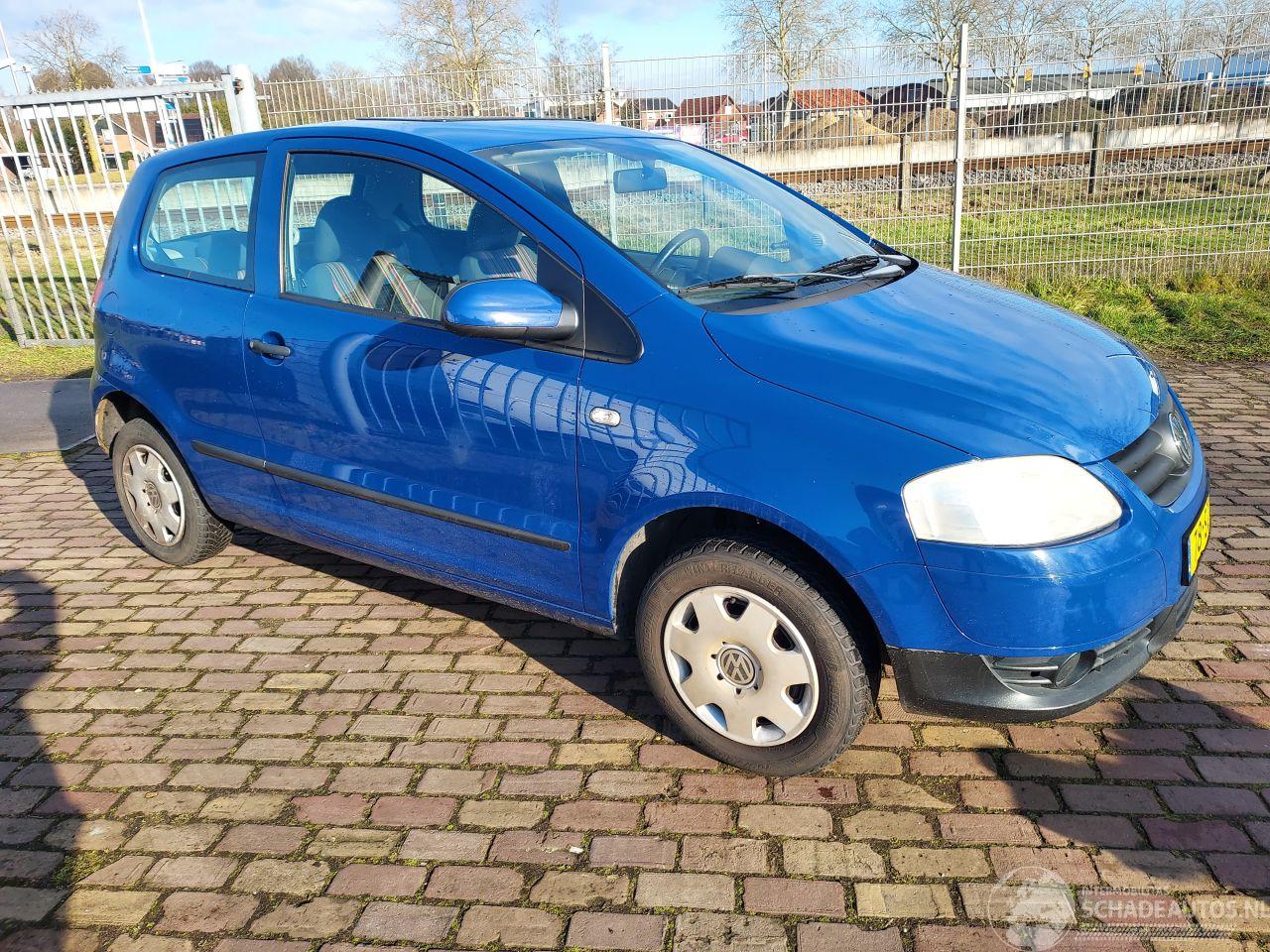 Volkswagen Polo Fox 1.4 + APK 750 euro minimum prijs