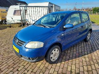 Volkswagen Polo Fox 1.4 + APK 750 euro minimum prijs picture 2