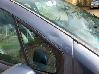 Renault Modus 1.4 picture 10