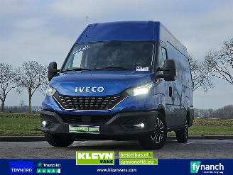 Vrakbiler auto Iveco Daily 35S18 2019/10