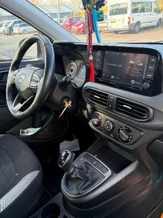 Hyundai I-10 automaat picture 8