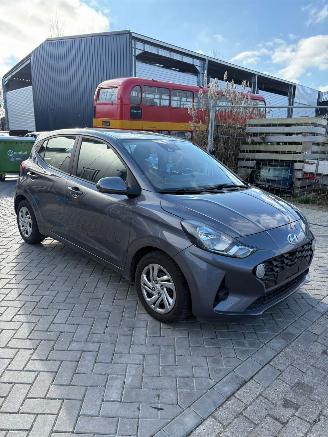 Hyundai I-10 automaat picture 2