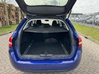 Peugeot 308 SW 1.5 BlueHDI 96kw Clima - Navi - Euro6 picture 14