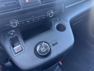 Peugeot Partner 1.5 Blue HDI 96Kw Automaat picture 20