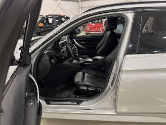 BMW 3-serie 330 D Aut. M-Sport picture 10