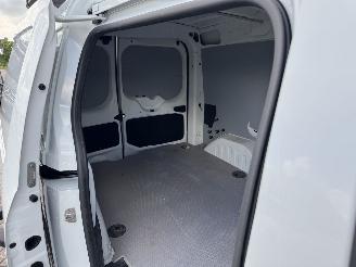 Renault Express 1.3 TCe 100  AIRCO Euro6 picture 15