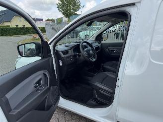 Renault Express 1.3 TCe 100  AIRCO Euro6 picture 9