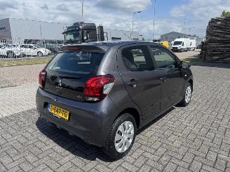 Peugeot 108 1.0 e-Active AIRCO Euro6 picture 9