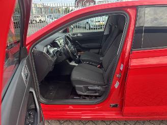 Volkswagen Polo 1.6 TDI 70Kw Clima - Navi - Euro6 picture 16