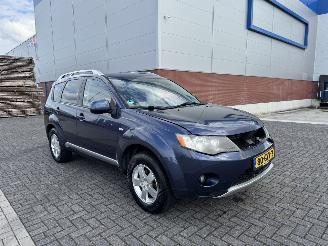 Mitsubishi Outlander 2.4 Intro Edition picture 4